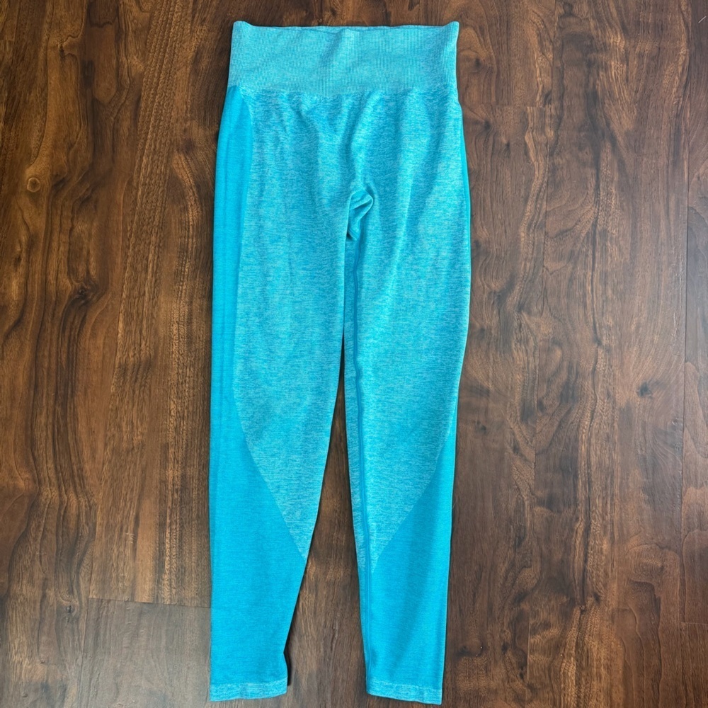 3/$30 ☀️ Victorias Secret Pink Seamless Leggings in Aqua Blue
